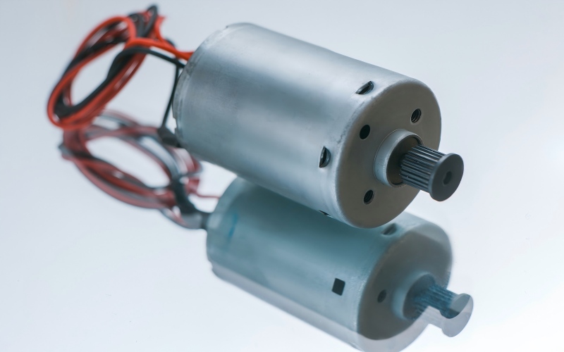 Miniature bearings in industrial automation servo motors and robotic arms .jpg